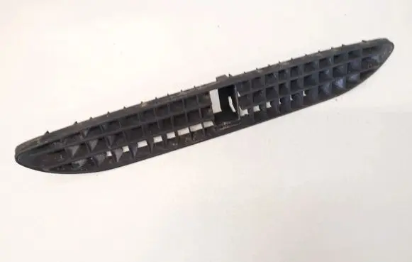 Audi A4 S4 B5 8D Dash center air vent grill 8d0819635a