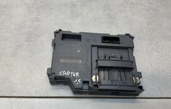 Renault Captur Ignition key card reader 285906535R