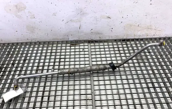Air conditioning (A/C) pipe/hose