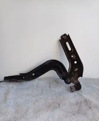 Chrysler Pacifica Engine bonnet/hood hinges