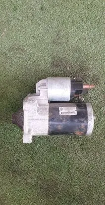 Dacia Sandero Starter motor 8200815083