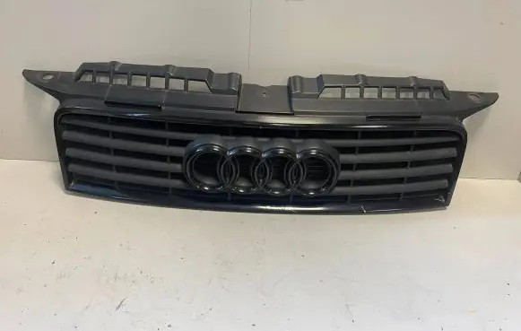 Audi A3 S3 8P Front bumper upper radiator grill 8P3853651