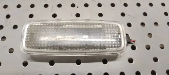 Audi A6 S6 C5 4B Other interior light 8L0947105A