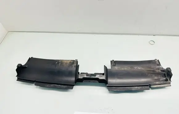 Volkswagen PASSAT B8 Intercooler air guide/duct channel 3G0121330B
