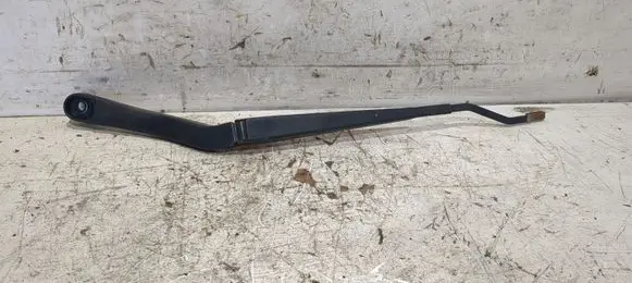 Opel Insignia A Front wiper blade arm 13227398