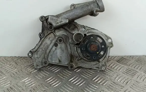 KIA Sorento Water pump 261003C130