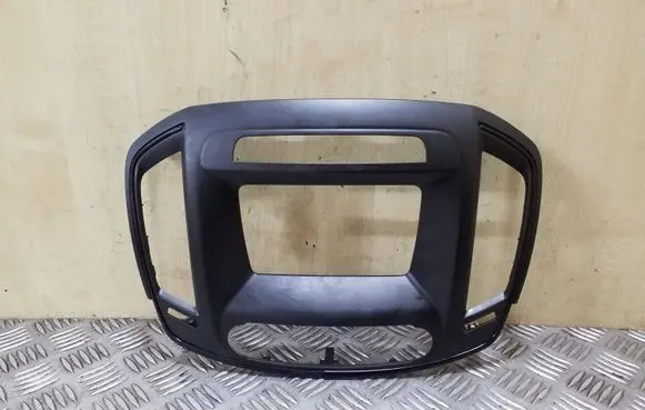 Opel Insignia A Dashboard center trim panel 495050031