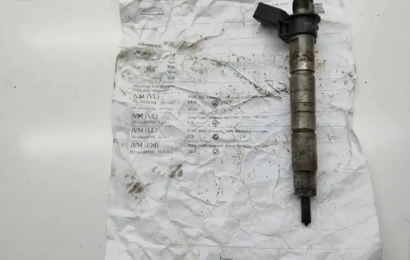 BMW X1 E84 Fuel injector 0445116024