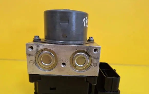 Ford Galaxy ABS Pump 6G912M110AH