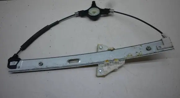 Mazda 6 Front window lifting mechanism without motor 