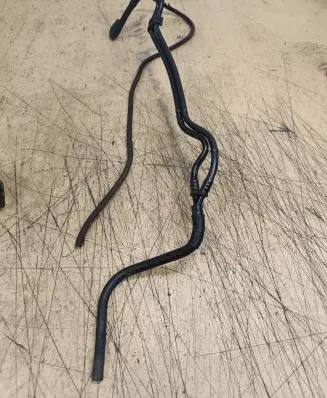 BMW X5 E70 Engine coolant pipe/hose