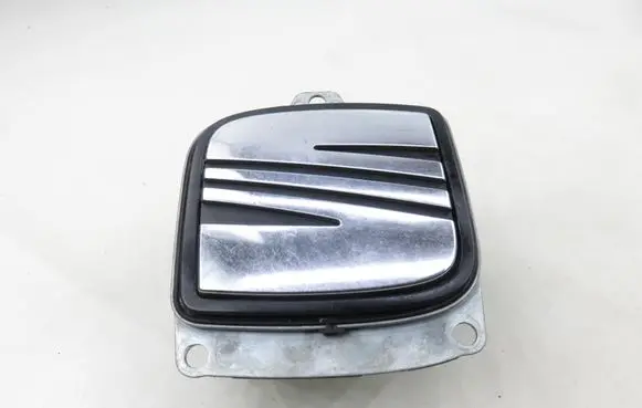 Seat Leon (1P) Rear door exterior handle/bracket 5P0827565C