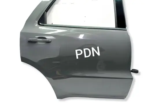 Dodge Durango III Rear door 