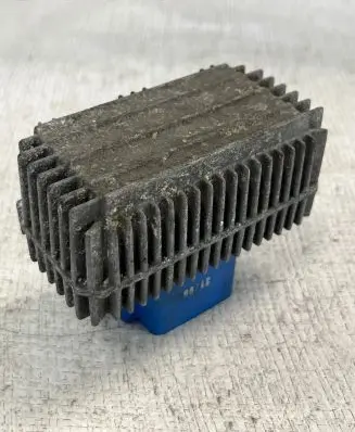 Opel Zafira B Glow plug pre-heat relay 55353011 51299014B 06235240