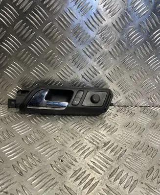 Volkswagen Polo Front door interior handle 601837247G