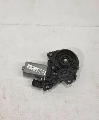 Bentley Bentayga Front door soft close latching motor 4M0837003A