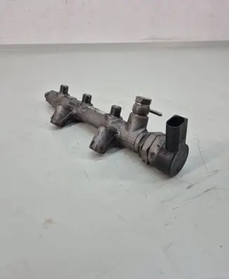 Audi A7 S7 4G Fuel main line pipe 059130090BS