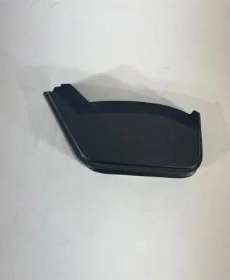 Porsche Macan (95B) Rear light trim 95B945428F