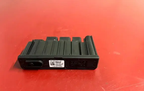 BMW X1 F48 F49 Power management control unit 8661071