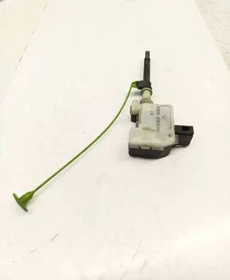 Volvo XC60 Fuel tank cap lock 86113136
