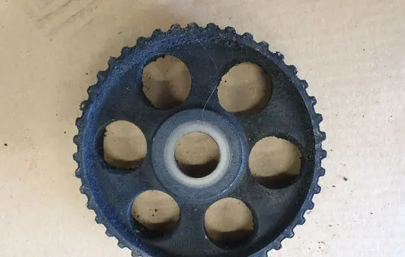Volkswagen Caddy Camshaft pulley/ VANOS 069109111