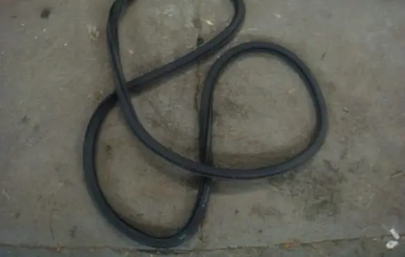 Skoda Rapid (NH) Rubber seal rear door 