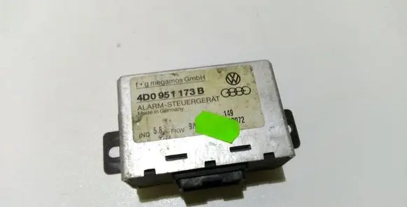 Audi A6 S6 C5 4B Alarm control unit/module 4D0951173B