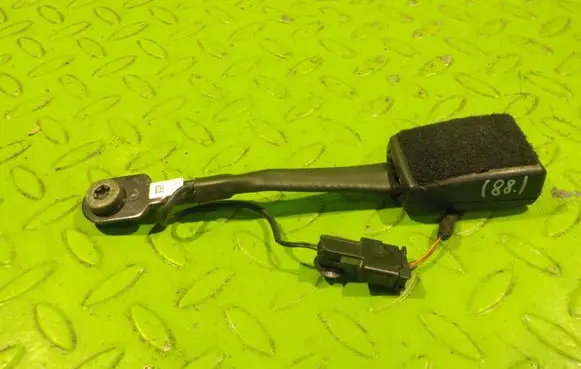 Opel Zafira C Front seatbelt 13383724 ZAPINKA