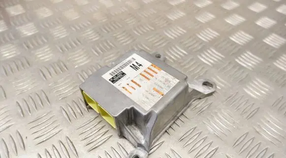 Toyota Yaris XP210 Airbag control unit/module 89170K0060