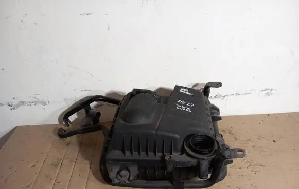 Renault Trafic II (X83) Air filter box 8200467321