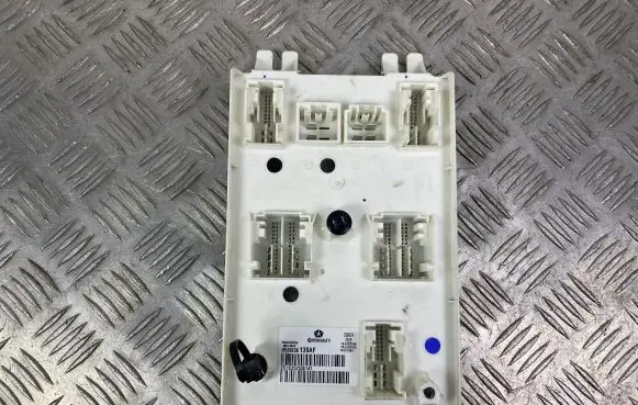 Jeep Grand Cherokee Comfort/convenience module P68236139AF