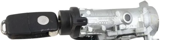 Volkswagen Touran I Ignition lock 1K0905851B 1K0905865