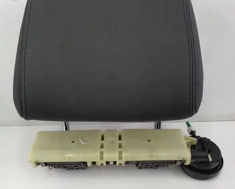 Mercedes-Benz S W221 Rear seat headrest 