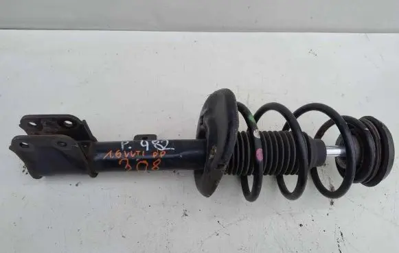 Peugeot 308 Front wheel hub spindle knuckle