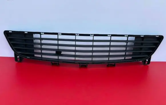 Opel Meriva A Front bumper lower grill 13193495