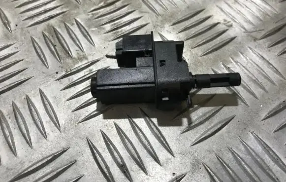 Clutch pedal sensor