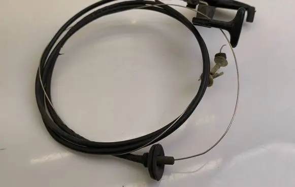 Audi 80 90 B3 Engine bonnet/hood lock release cable 893826591A