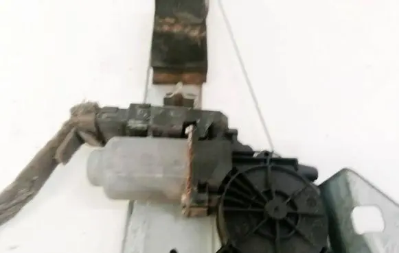 Renault Megane II Rear door window regulator motor