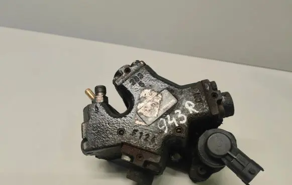 Opel Corsa D Fuel injection high pressure pump 0380659