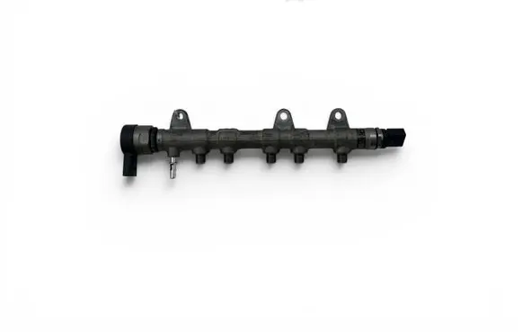 BMW 3 G20 G21 Fuel main line pipe 8579240 30832907 0281006886
