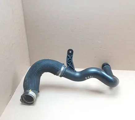 Jeep Cherokee Intercooler hose/pipe 68335008AA