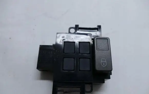 Land Rover Range Rover Sport L320 Central locking switch button AH2214017