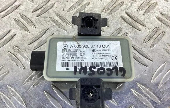 Mercedes-Benz GLC X253 C253 Tire pressure control unit A0009003713