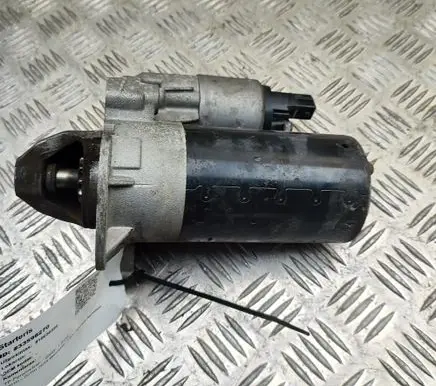BMW 1 F20 F21 Starter motor 7638192 0001138062