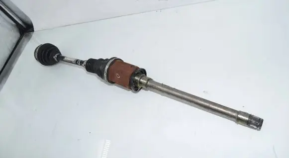 BMW 5 GT F07 Front driveshaft 7593040 31607593040 31607618678