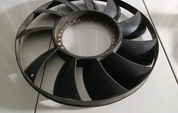 Audi A6 S6 C5 4B Fan impeller 059121301