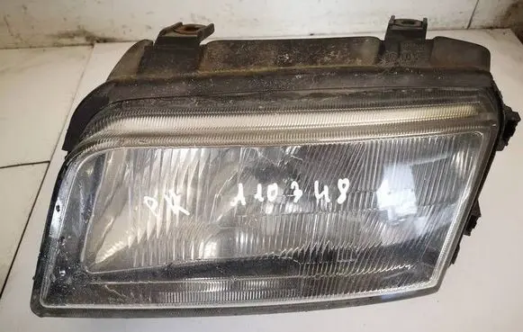 Audi A4 S4 B5 8D Headlight/headlamp 8d0941003e 0301094201