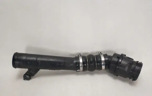 Renault Kangoo II Air intake duct part 144608356R