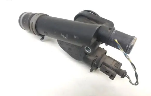 Audi A6 S6 C6 4F Engine coolant pipe/hose 038121132g