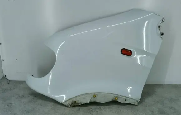 Renault Master II Fender 0389